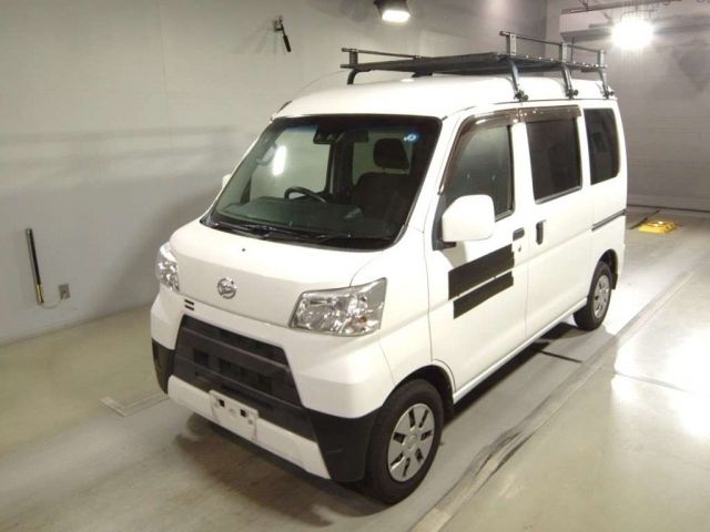 3002 Daihatsu Hijet van S331V 2018 г. (TAA Tohoku)